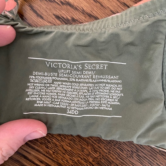 Victoria’s Secret Semi-Demi Uplift Bra - Picture 3 of 3